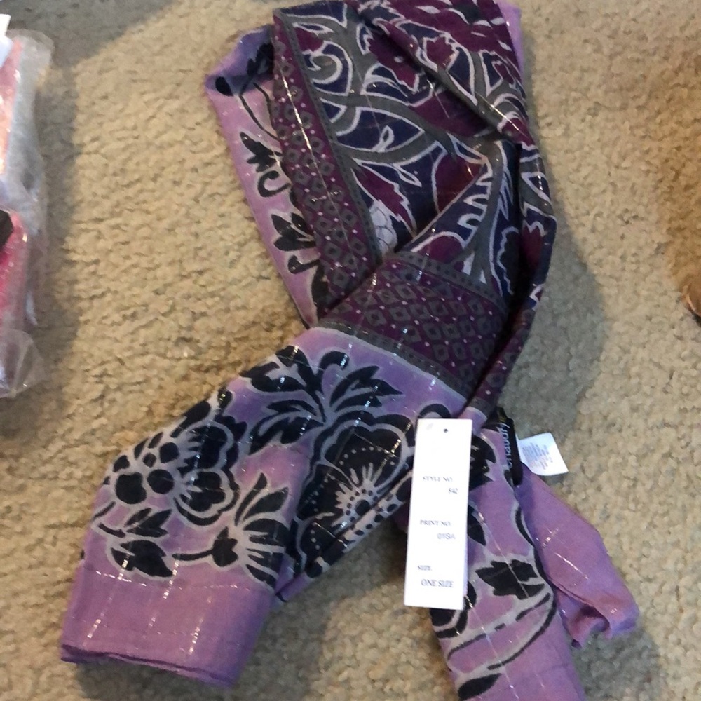 RAGA Purple and Black Paisley Wrap Scraf